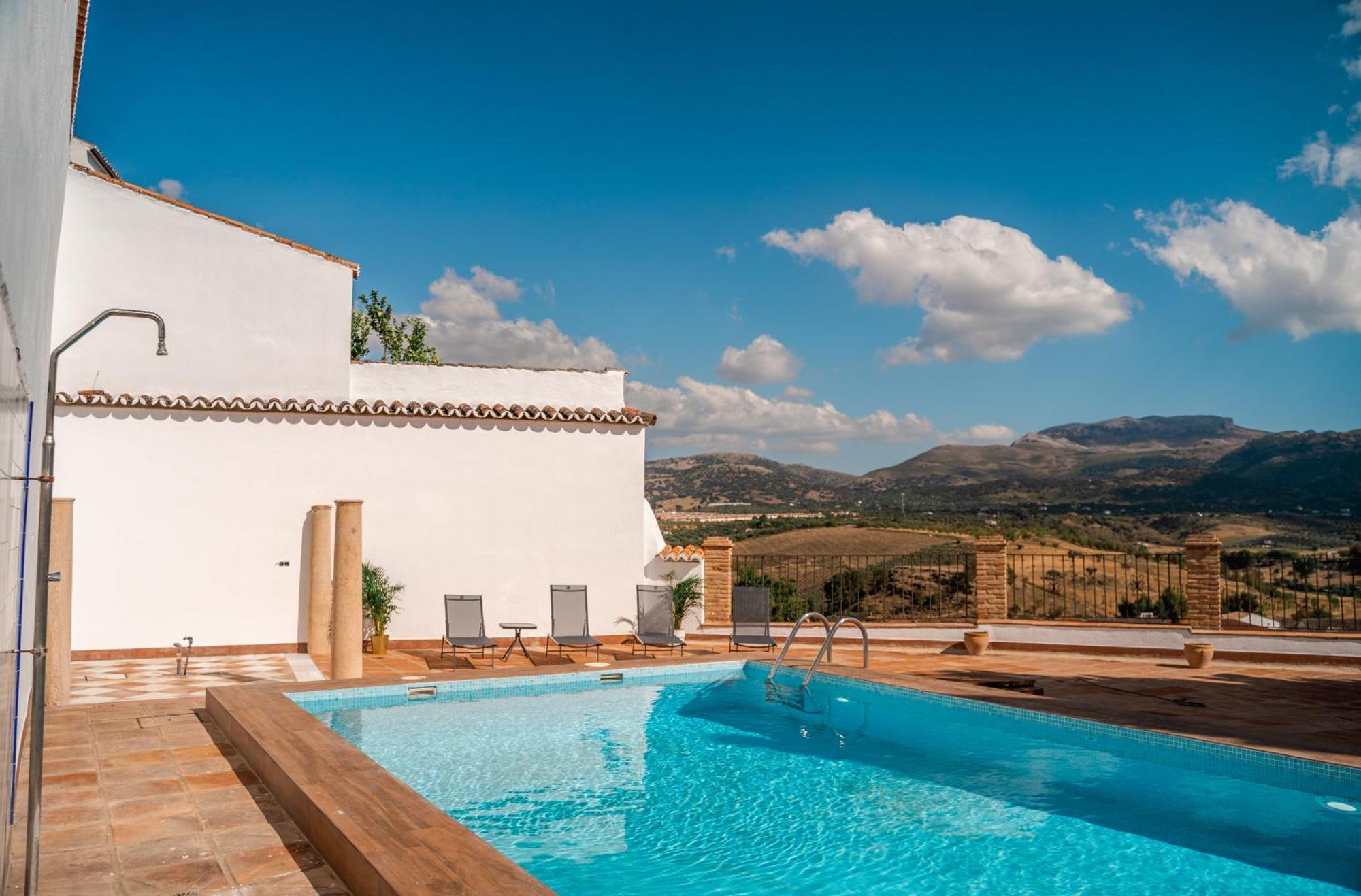 Apartamentos Socorro Plaza Ronda Eksteriør bilde